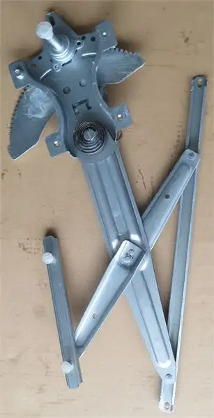 MGA 32149 Ön Cam Krikosu (Sol) 8980051642