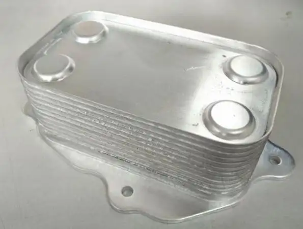 MGA 63209 Motor Yağ Soğutucu 6641800265