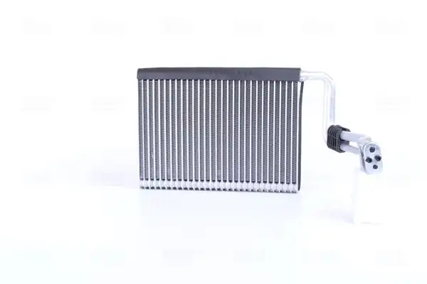 NISSENS 92268 Klima Radyatörü